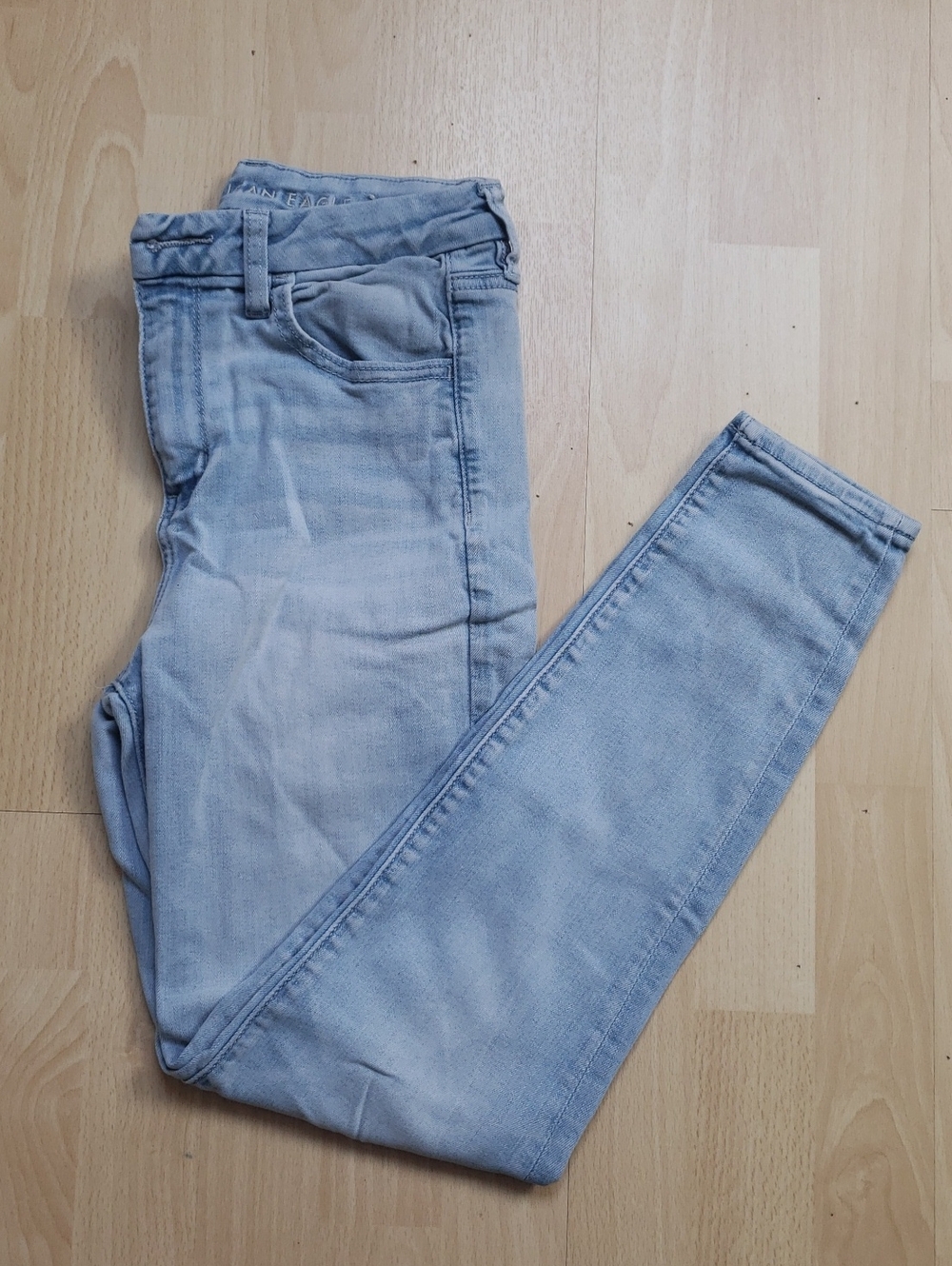 American Eagle Next Level Stretch Light Blue  Curvy High Rise Jegging Size 8